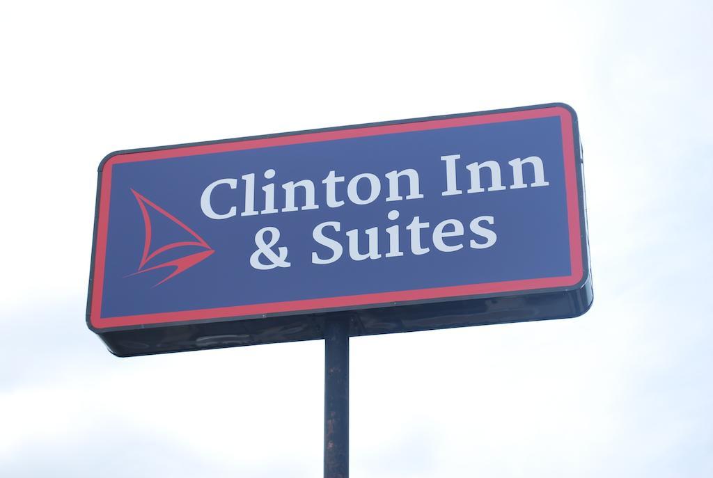 Clinton & Hotel