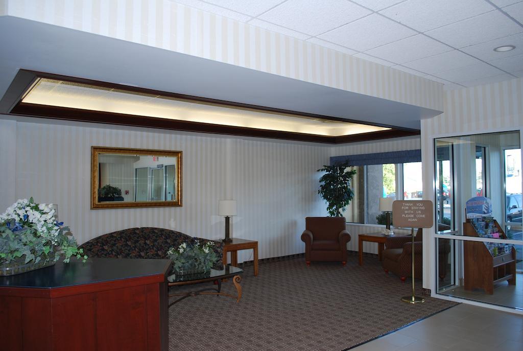 Hotel Clinton &
